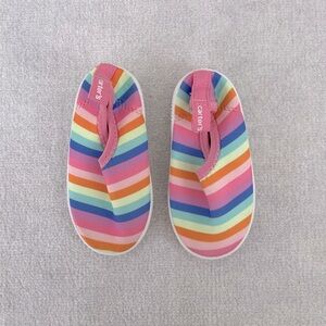 CARTERS toddler girls water shoes in size 4 TODDLER. Perfect for summer!